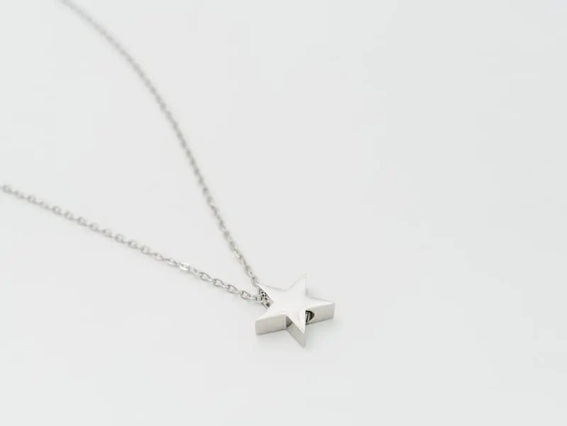 Colgante de acero para cenizas "Star"