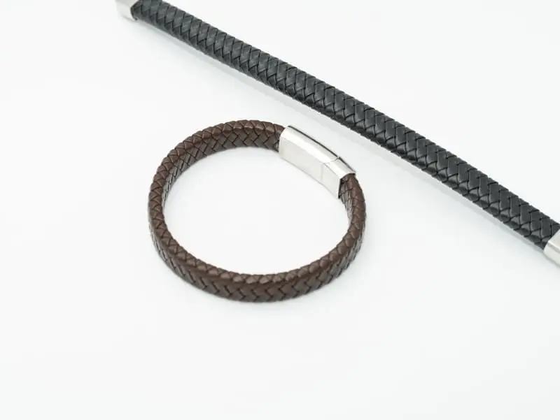 Pulsera de cuero para cenizas "Frontera"