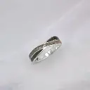 Anillo con Cenizas o Pelo en Bandas Cruzadas de Plata