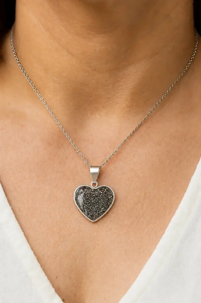 Colgante de plata de ley "Corzón" elaborado con cabello o cenizas